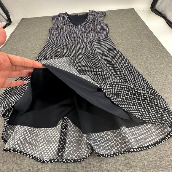 Ann Taylor Fit & Flare Dress Polka Dot V-Neck Sleeveless Size 4 Polyester Zipper - Picture 6 of 13